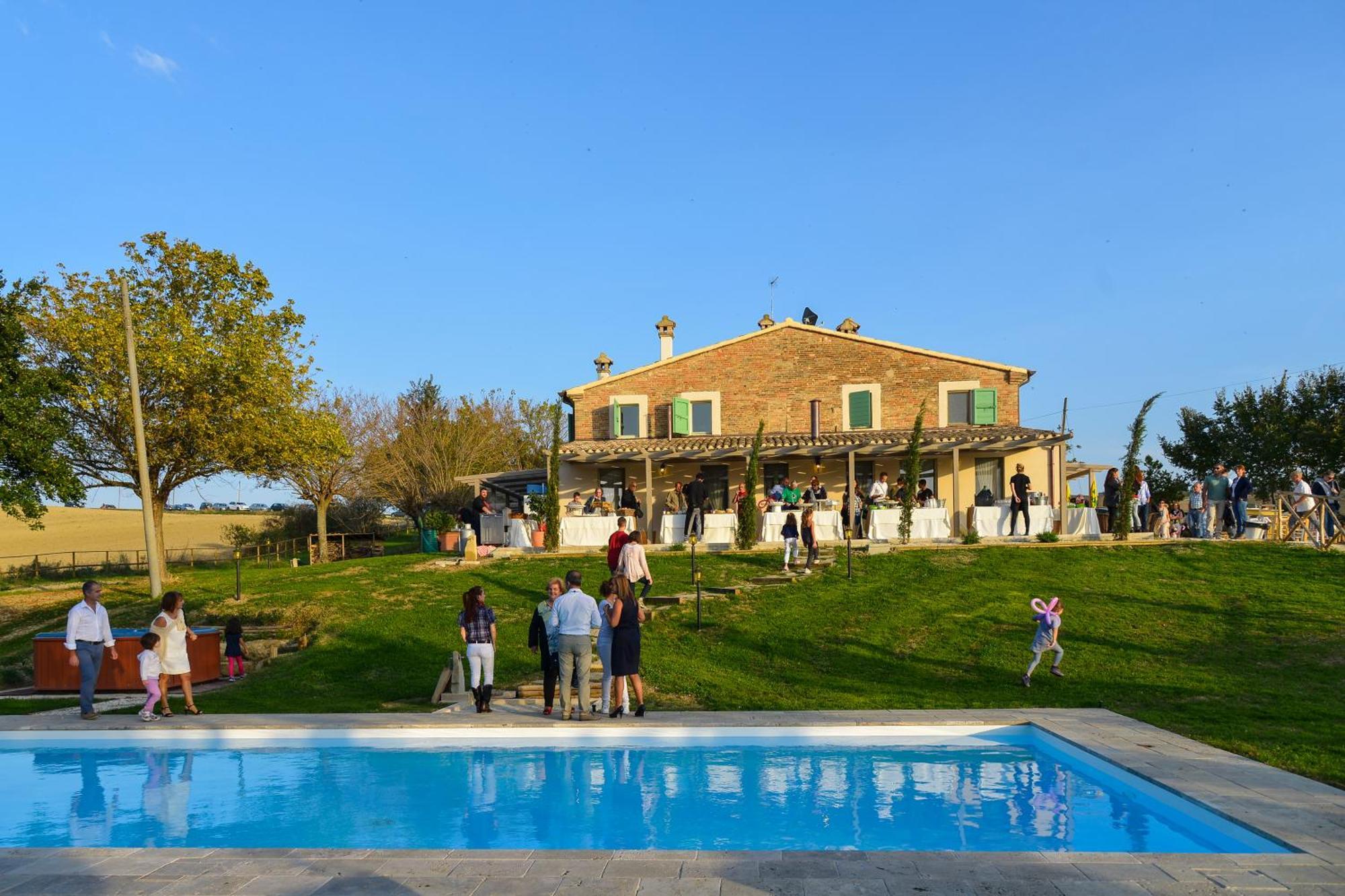 Le Maraclà Country House Iesi Exterior foto