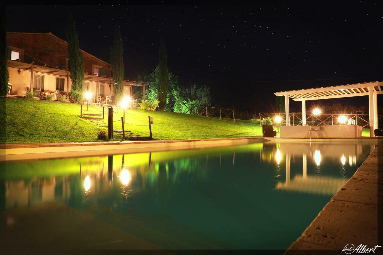 Le Maraclà Country House Iesi Exterior foto